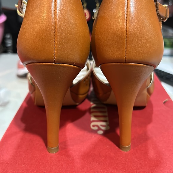 Women Heels from Andrea (MX) - Picture 4 of 5